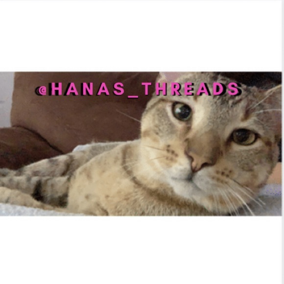 Welcome to my closet! - Picture 6 of 8